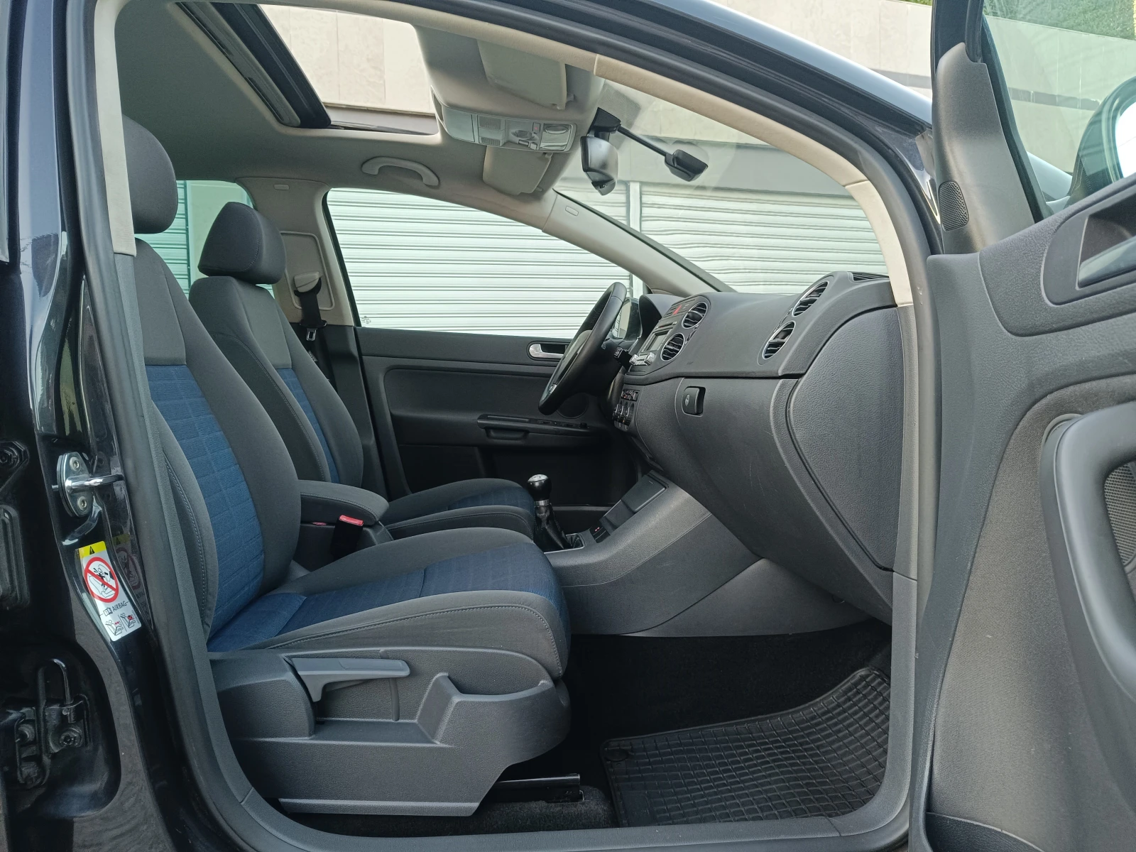 VW Golf Plus 2.0TDI 140к.с. 8V, снимка 12 - Автомобили и джипове - 54896424