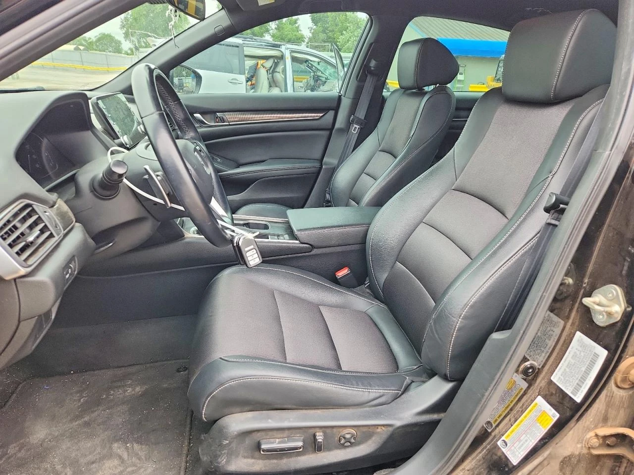 Honda Accord 1.5l Sport, снимка 7 - Автомобили и джипове - 54912816