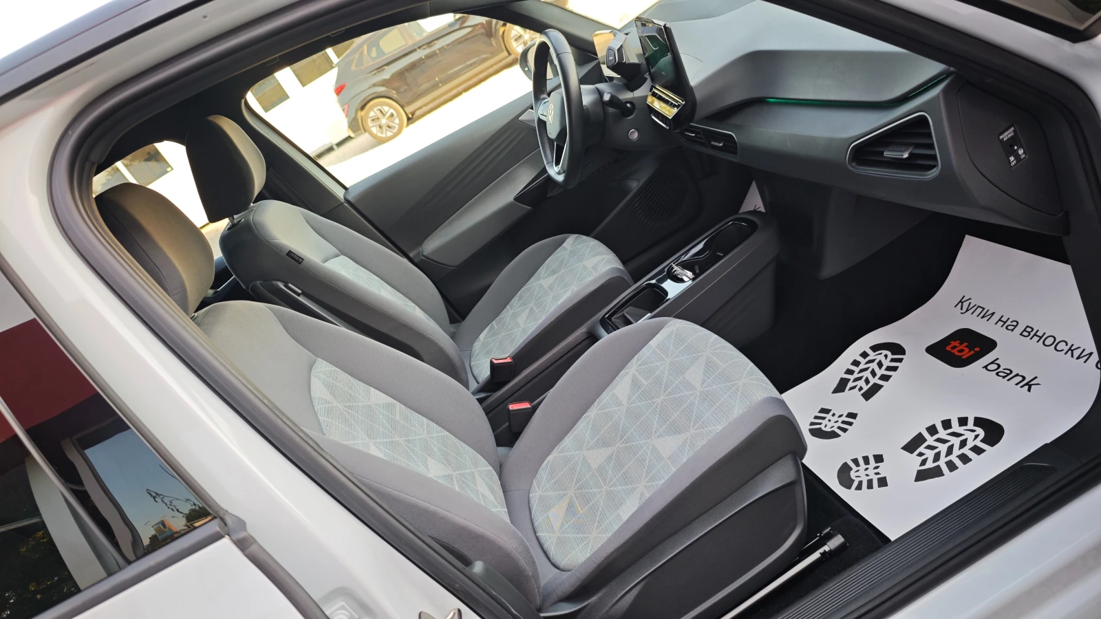 VW ID.3 НАЛИЧЕН РУСЕ/ДАНЪЧЕН КРЕДИТ/СМЯНА НА ЦВЯТ 1000евро, снимка 13 - Автомобили и джипове - 55247984