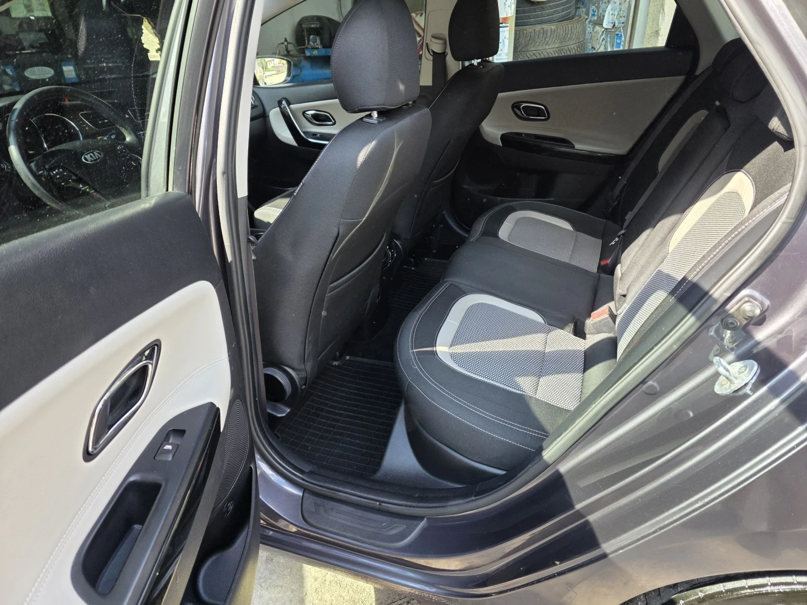 Kia Ceed 1.6 CRDI ACTIVE, снимка 16 - Автомобили и джипове - 55396500