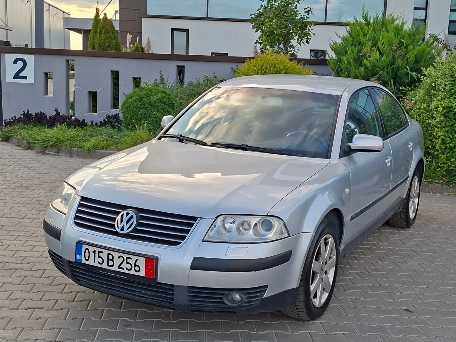 VW Passat 1.9TDI* (131кс)* 6-СКОРОСТИ* HOB BHOC* * , снимка 2 - Автомобили и джипове - 56059942