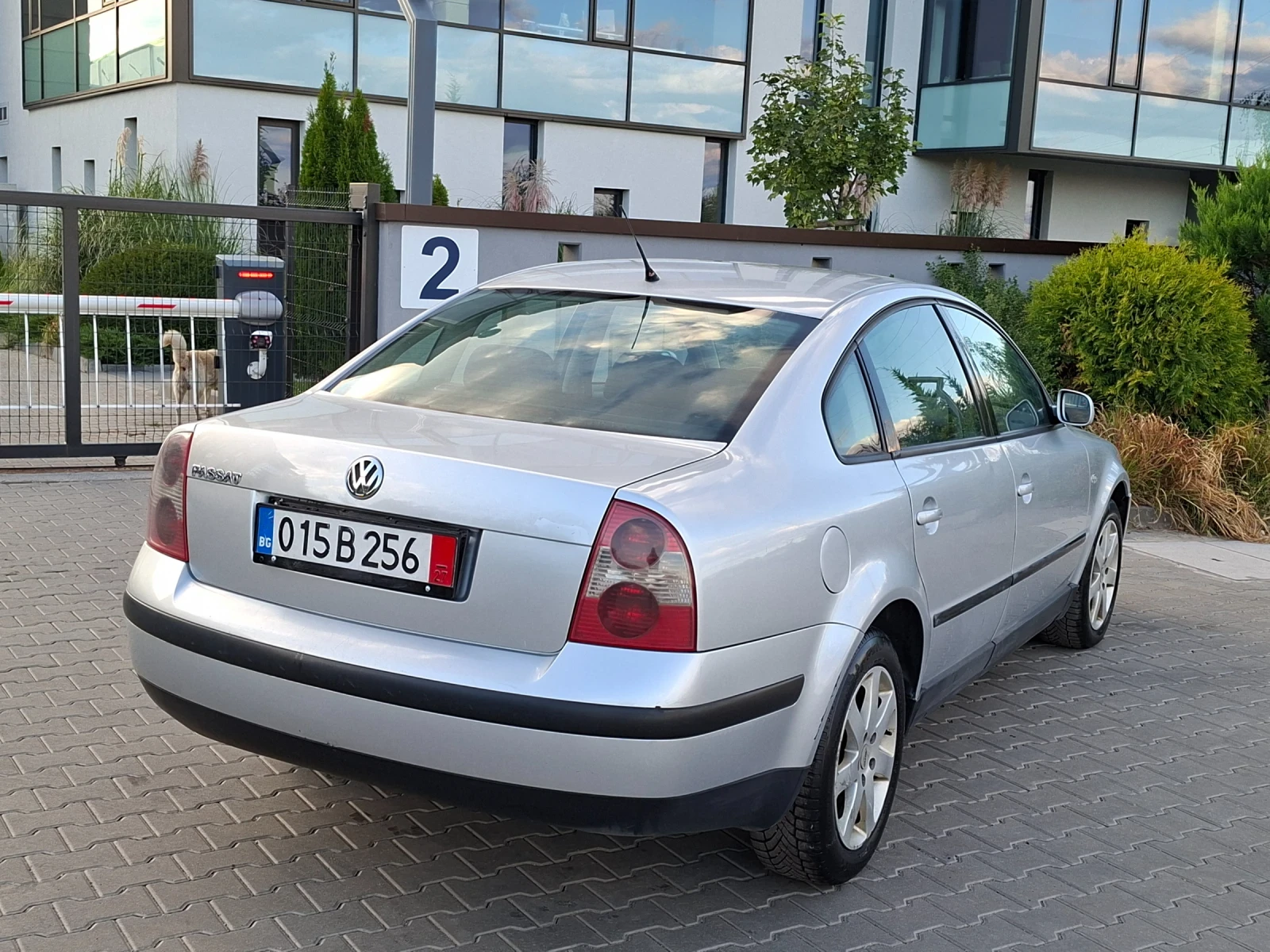 VW Passat 1.9TDI* (131кс)* 6-СКОРОСТИ* HOB BHOC* * , снимка 14 - Автомобили и джипове - 56059942