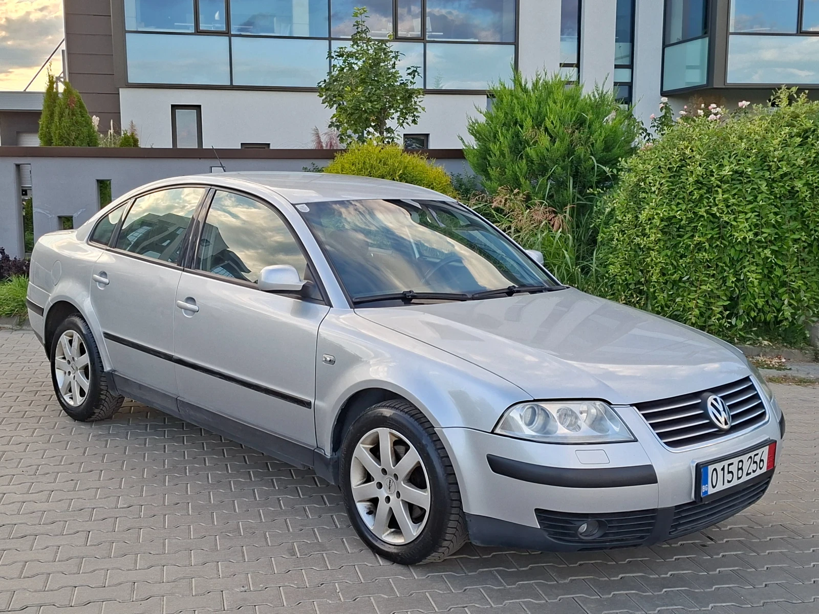 VW Passat 1.9TDI* (131кс)* 6-СКОРОСТИ* HOB BHOC* * , снимка 11 - Автомобили и джипове - 56059942