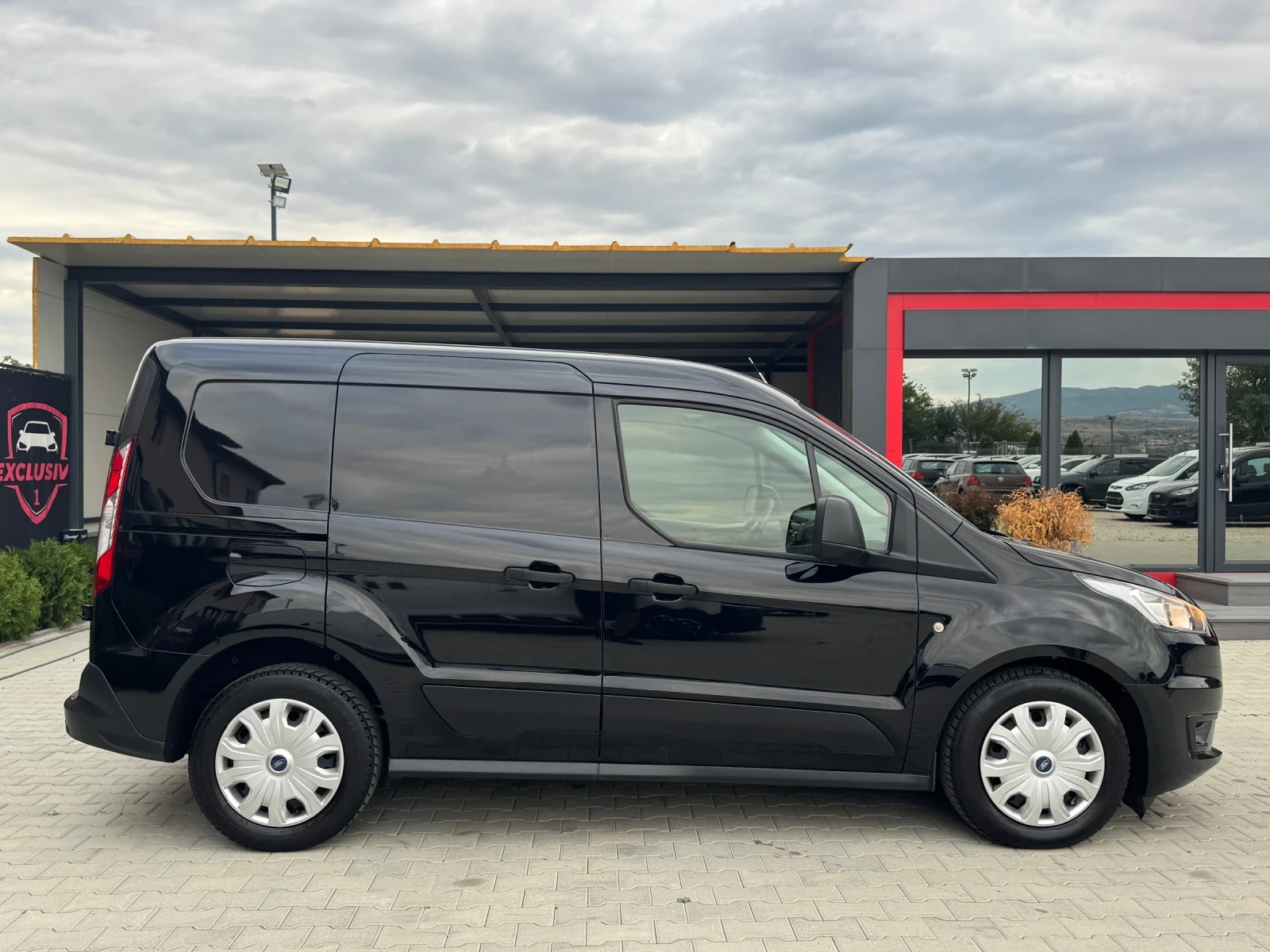Ford Connect 1.5TDCI TOP, снимка 6 - Автомобили и джипове - 56088257