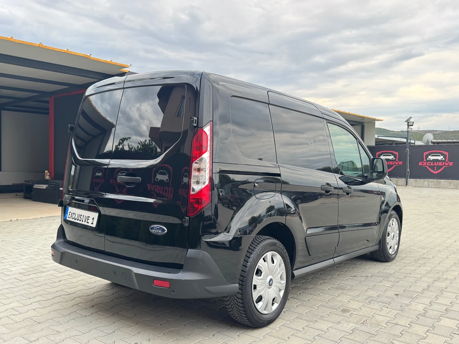 Ford Connect 1.5TDCI TOP, снимка 5 - Автомобили и джипове - 56088257