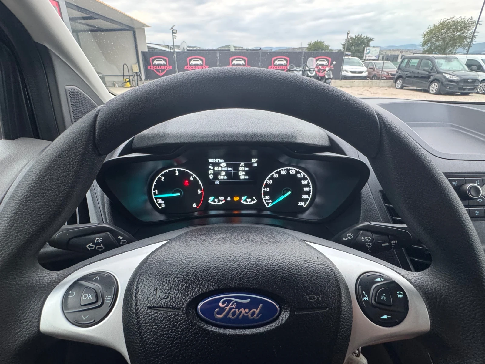 Ford Connect 1.5TDCI TOP, снимка 11 - Автомобили и джипове - 56088257
