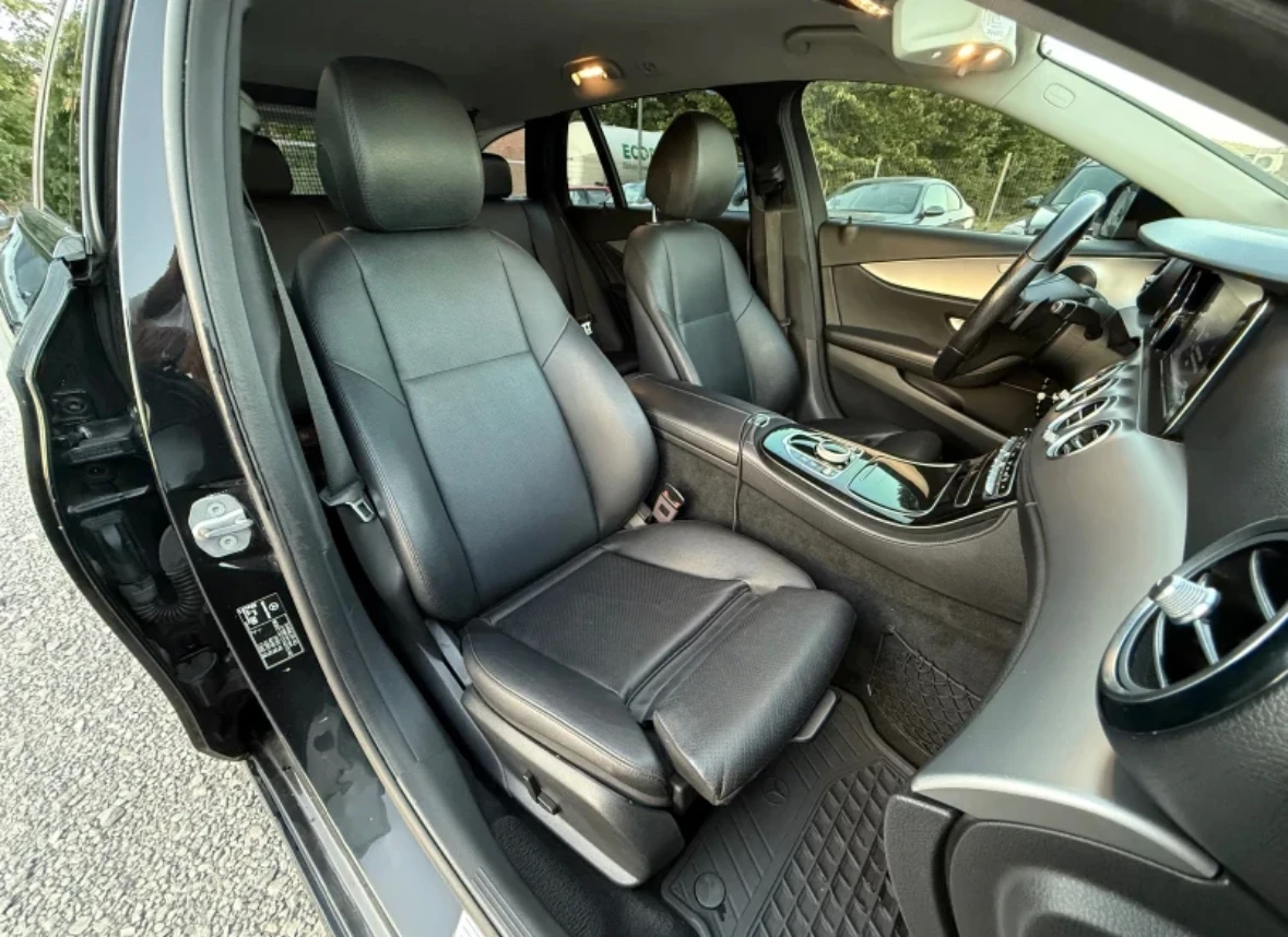 Mercedes-Benz E 200, снимка 11 - Автомобили и джипове - 56111732