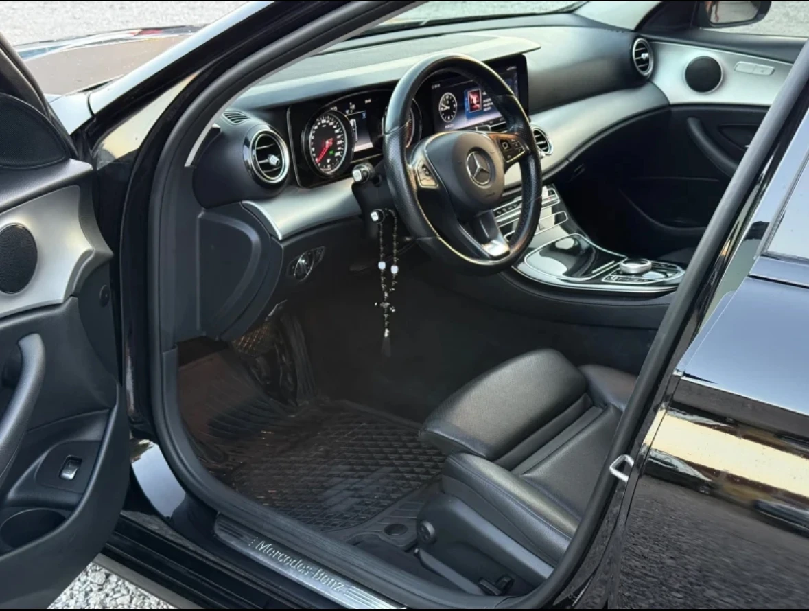 Mercedes-Benz E 200, снимка 8 - Автомобили и джипове - 56111732