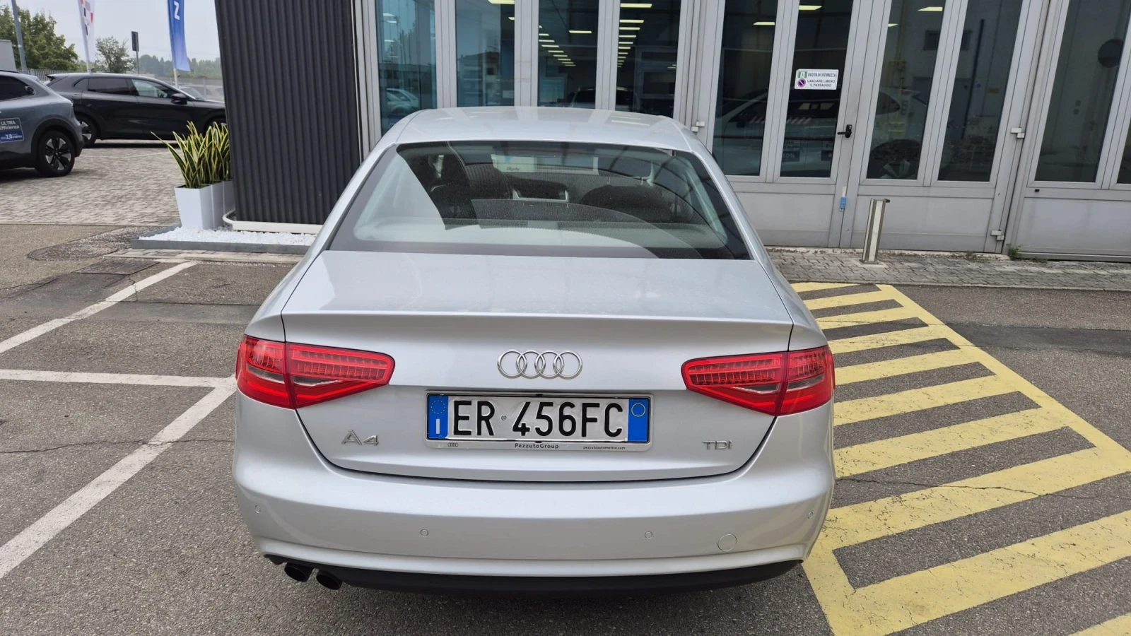 Audi A4 (KATO НОВА), снимка 4 - Автомобили и джипове - 56127250