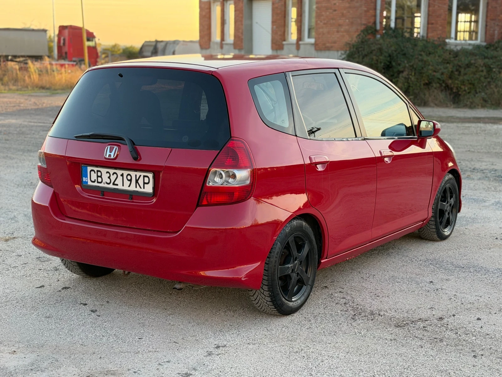 Honda Jazz 1.3 бензин, снимка 4 - Автомобили и джипове - 56408120