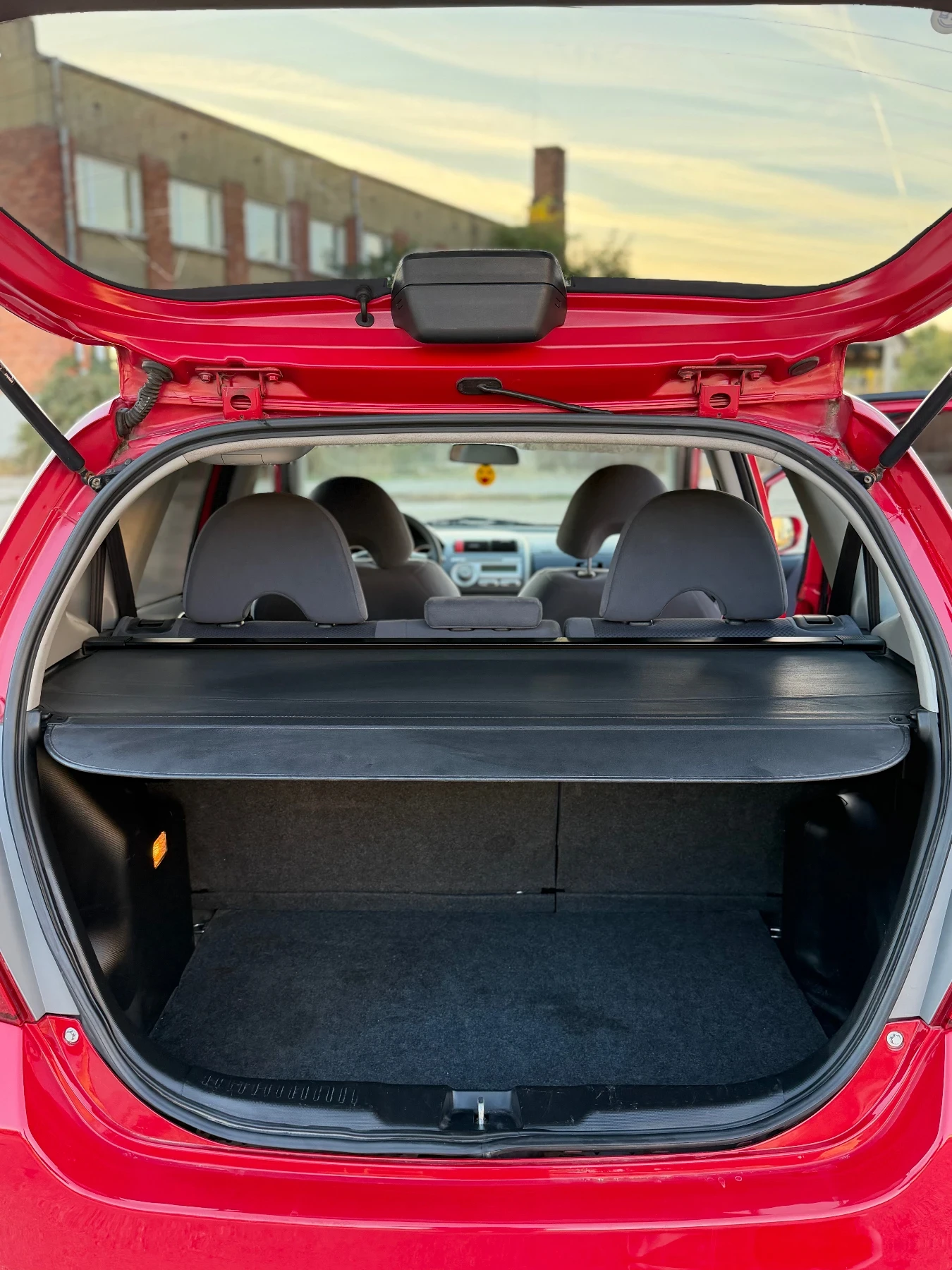 Honda Jazz 1.3 бензин, снимка 11 - Автомобили и джипове - 56408120