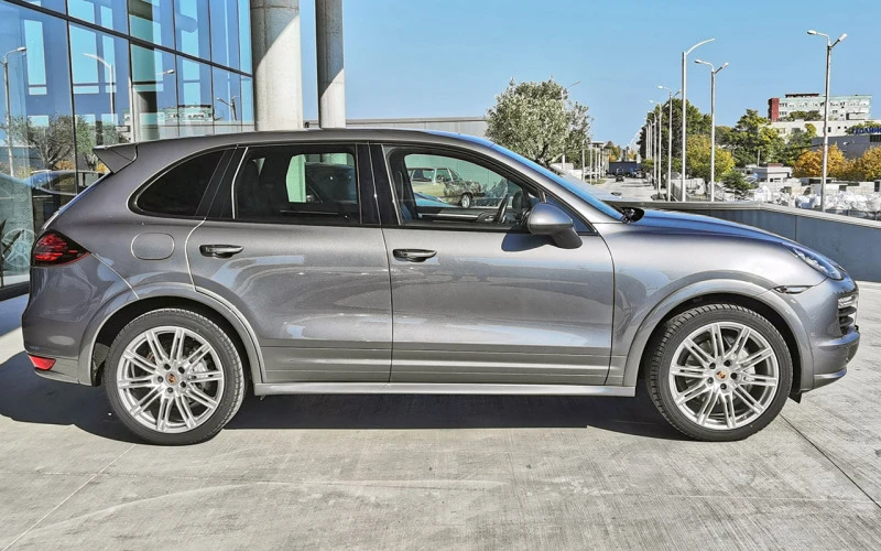 Porsche Cayenne S V8 diesel, снимка 2 - Автомобили и джипове - 45824752