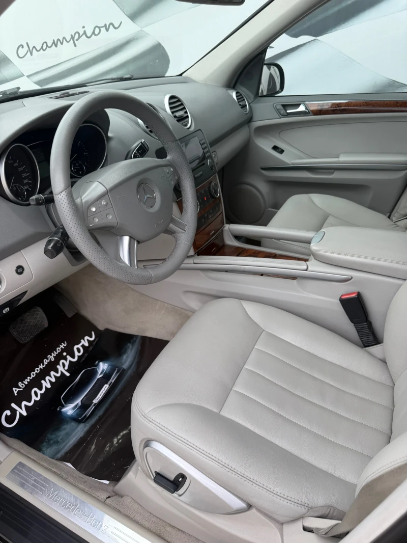 Mercedes-Benz ML 350 Gaz benzin, снимка 7 - Автомобили и джипове - 51251829