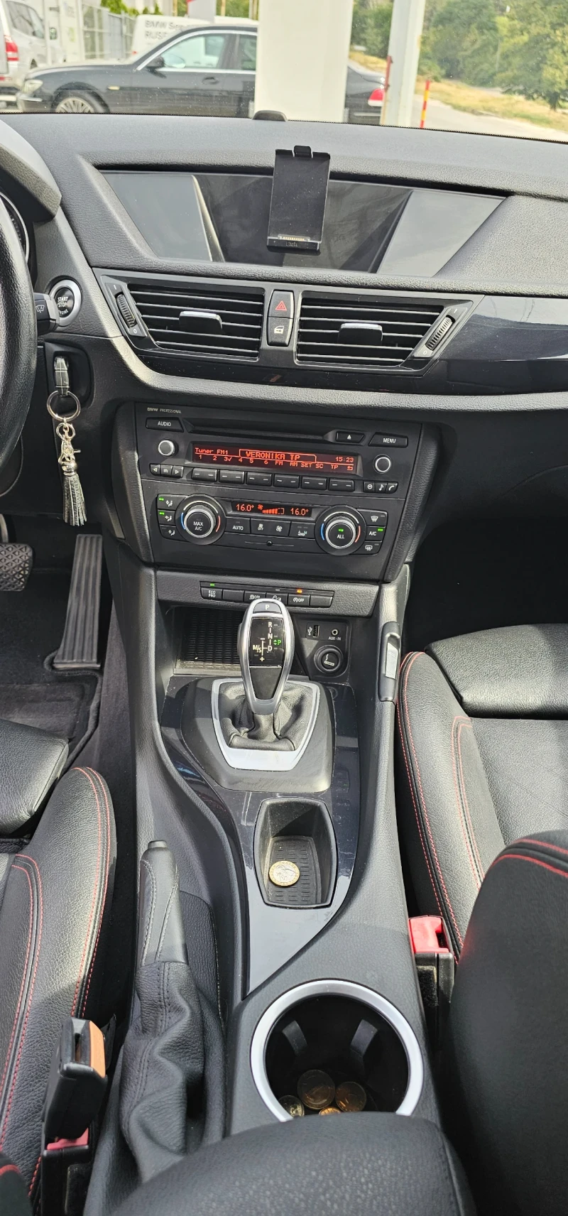 BMW X1  Facelift, 4x4 , sport, снимка 10 - Автомобили и джипове - 52119274