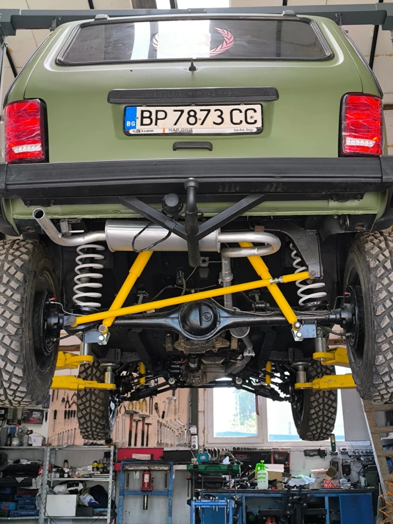 Lada Niva 21214, снимка 13 - Автомобили и джипове - 52418863