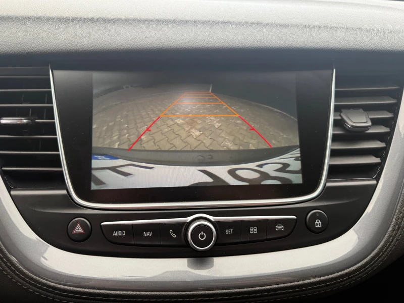 Opel Grandland X 1.5dci , снимка 15 - Автомобили и джипове - 52493885