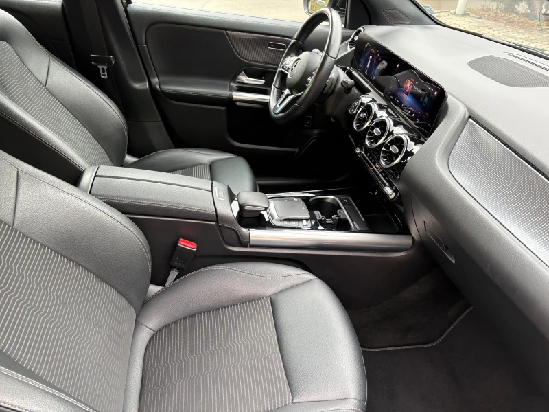 Mercedes-Benz GLA 200 4 matic Euro 6D, снимка 4 - Автомобили и джипове - 53395905