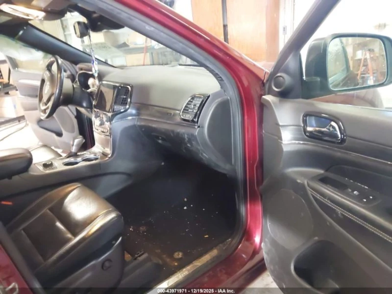 Jeep Grand cherokee 3.6L V-6 DOHC, VVT, 293HP 4X4 Drive, снимка 10 - Автомобили и джипове - 53564307