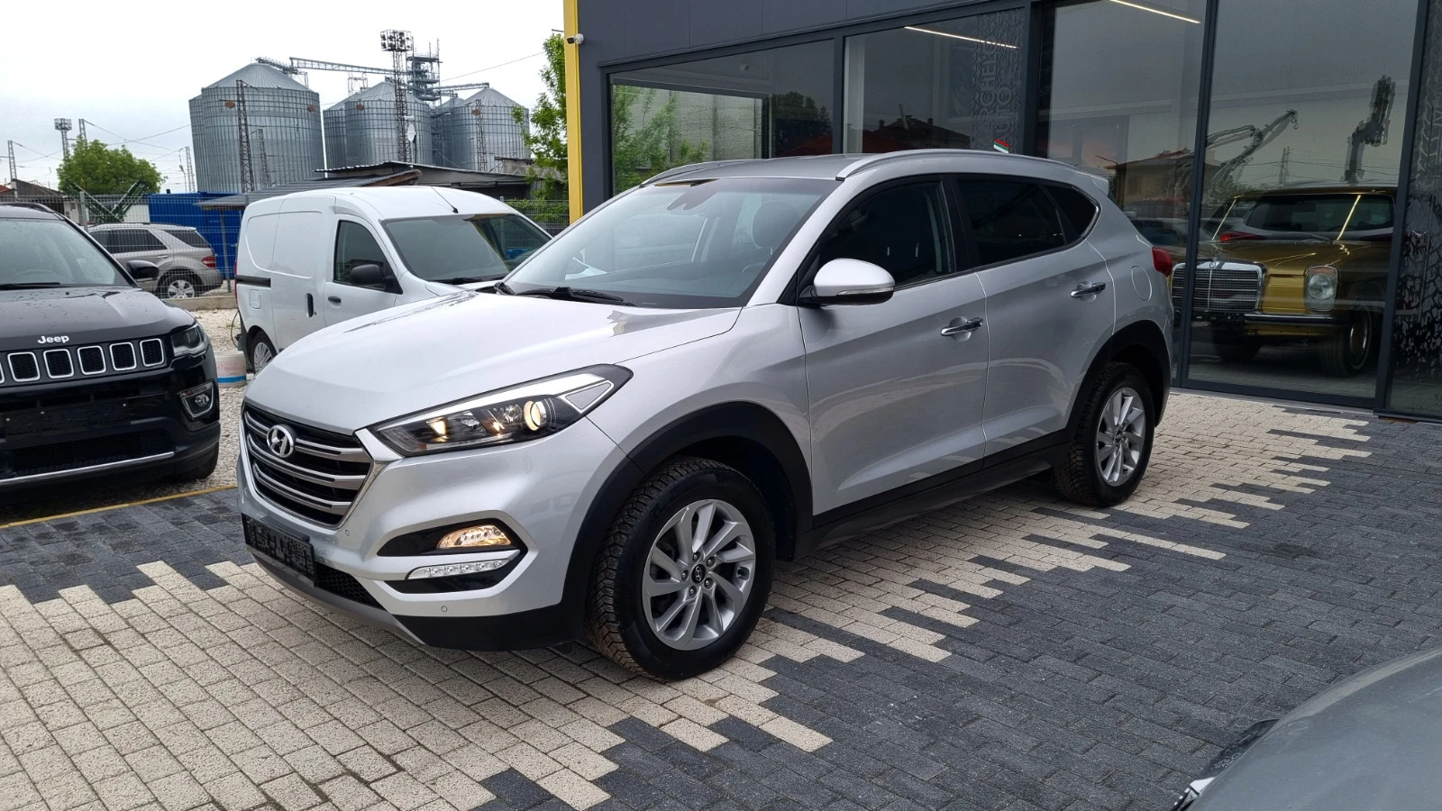 Hyundai Tucson 1.7CRDI NAVI//KEY LESS//KAMERA//ГАРАНЦИЯ!!! - изображение 6