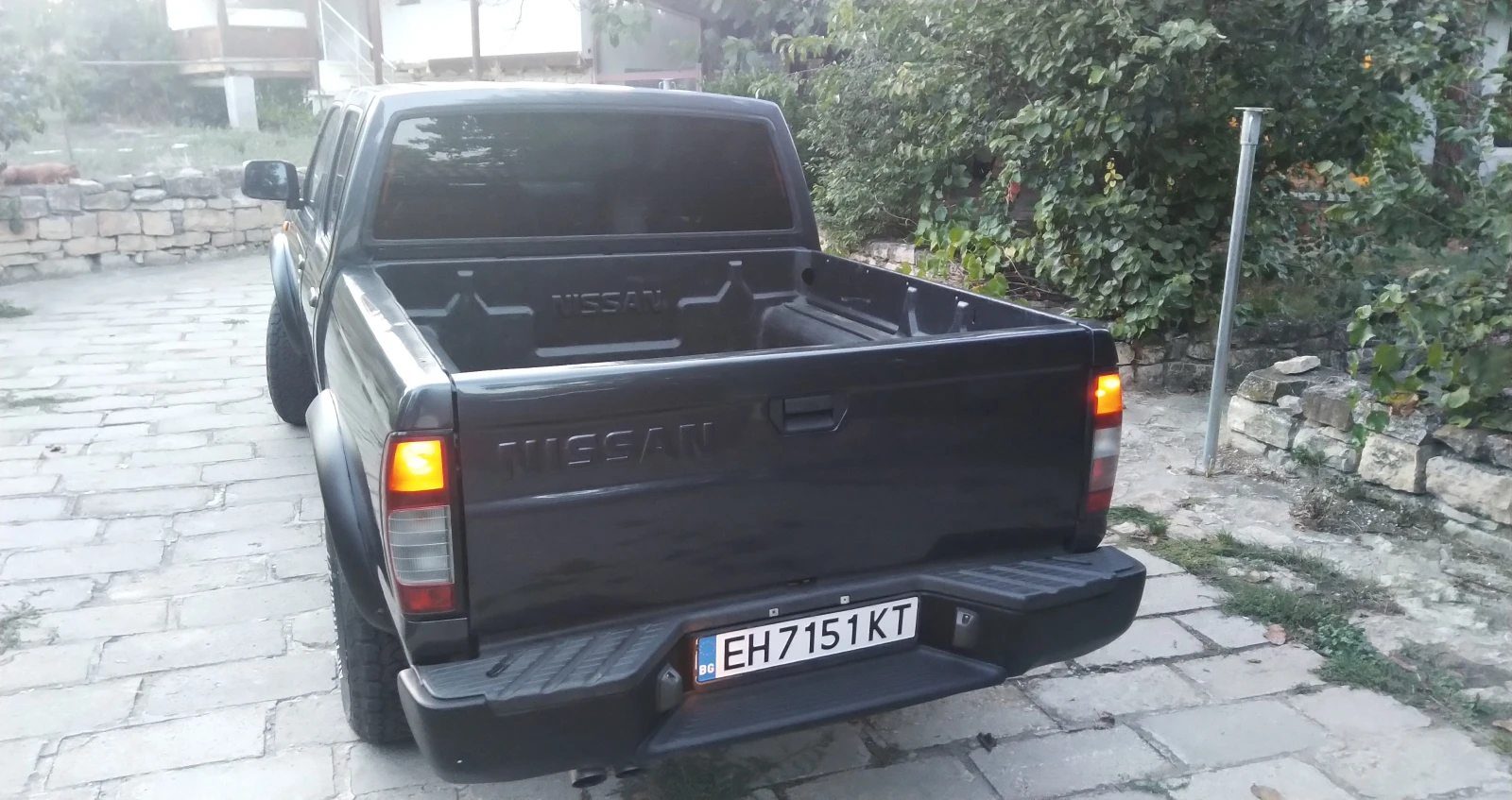 Nissan Navara 2.5TD - изображение 3