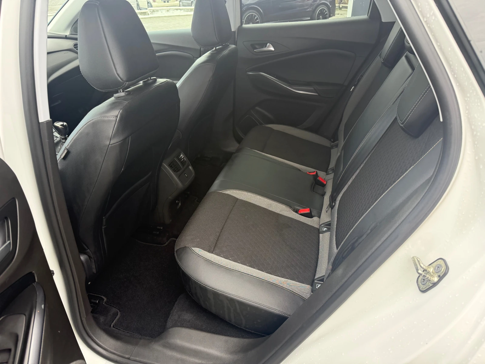 Opel Grandland X 1.5dci  | Mobile.bg   11