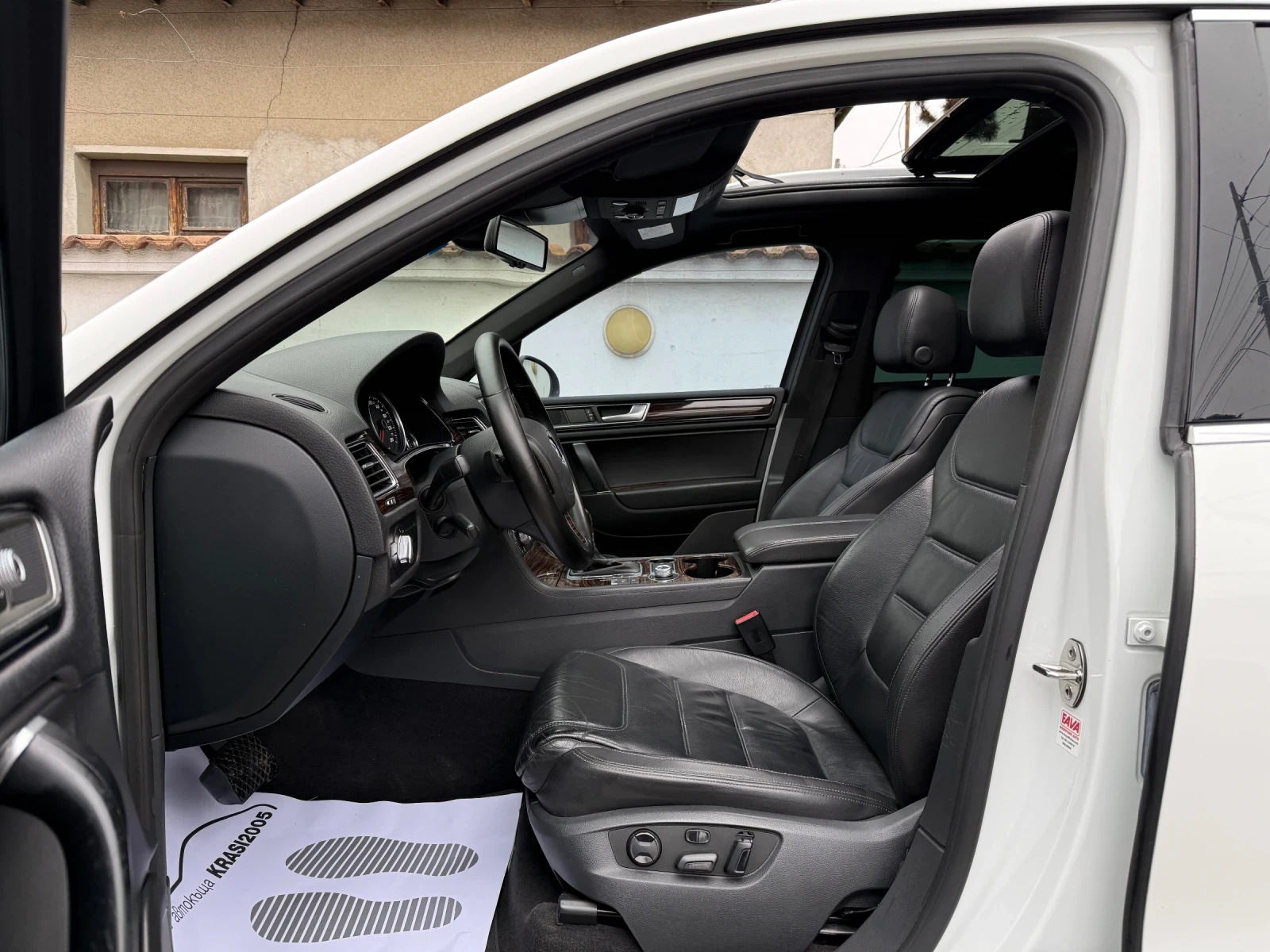 VW Touareg 3.0TDI FACELIFT R-LINE PANORAMA NAVI XENON | Mobile.bg � ����������� 7