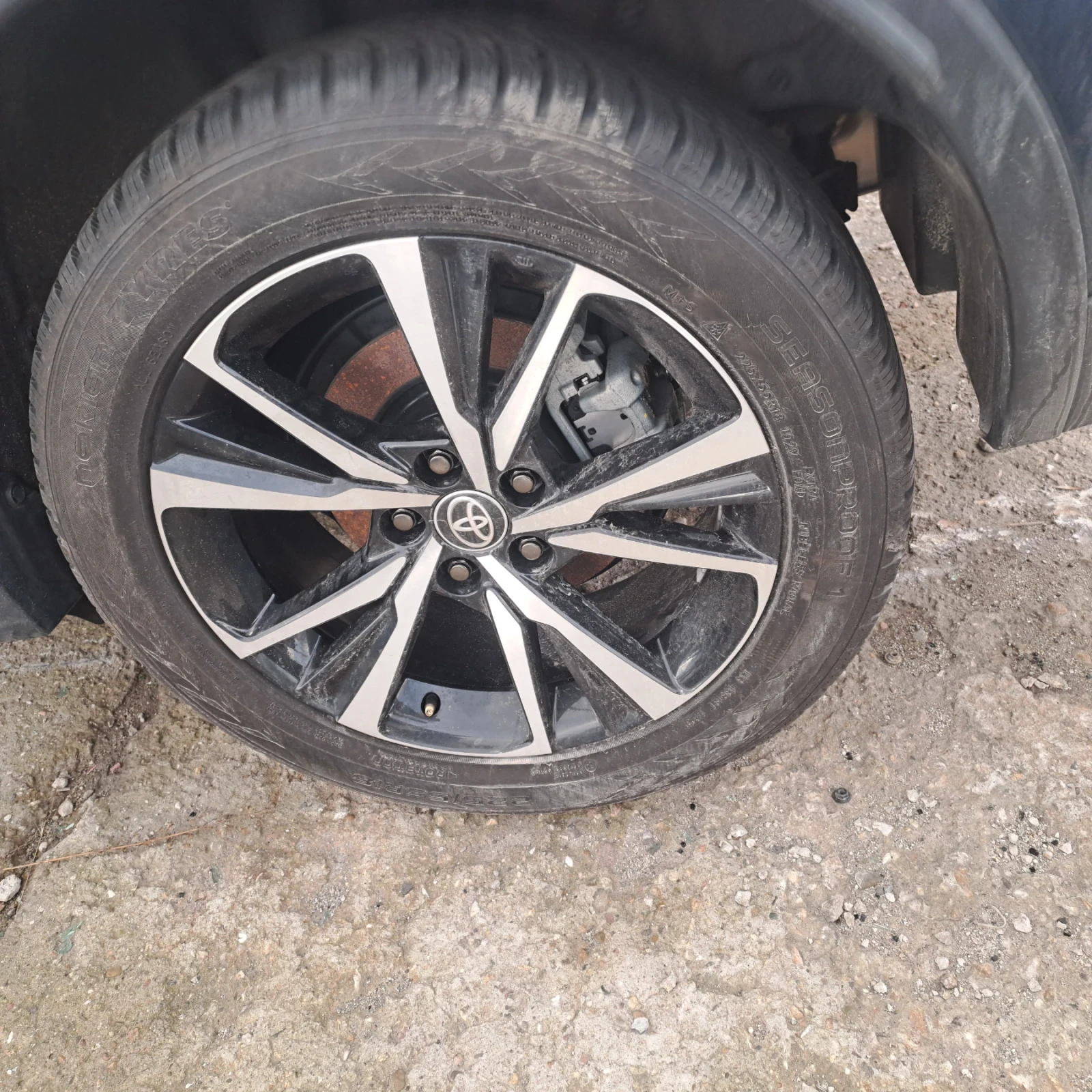 Toyota C-HR, снимка 6 - Автомобили и джипове - 53802807