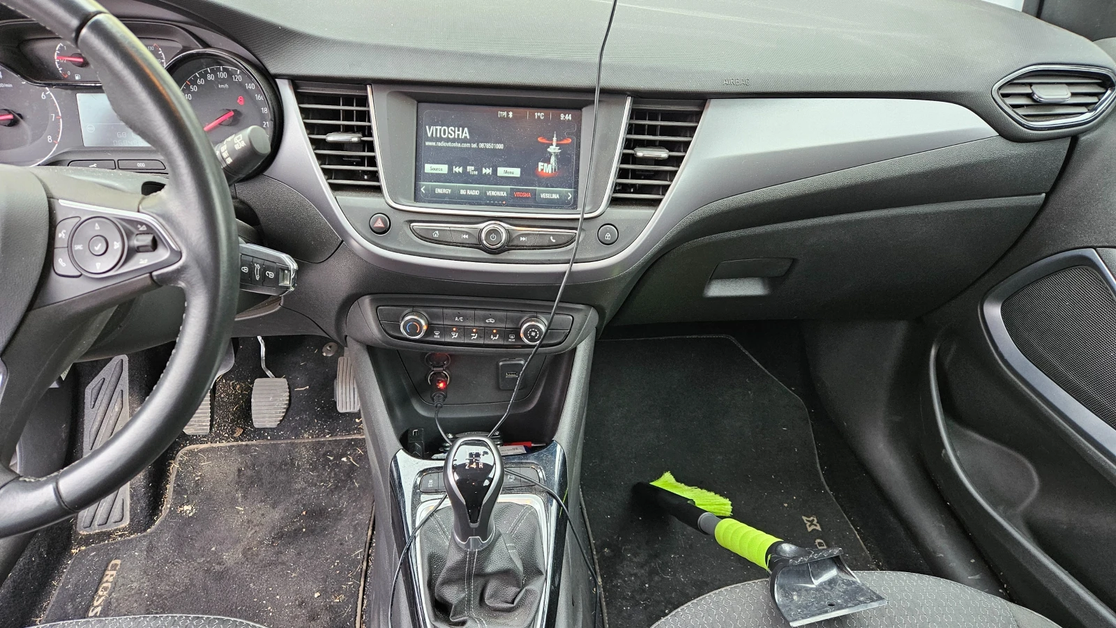 Opel Crossland X, снимка 7 - Автомобили и джипове - 54123961