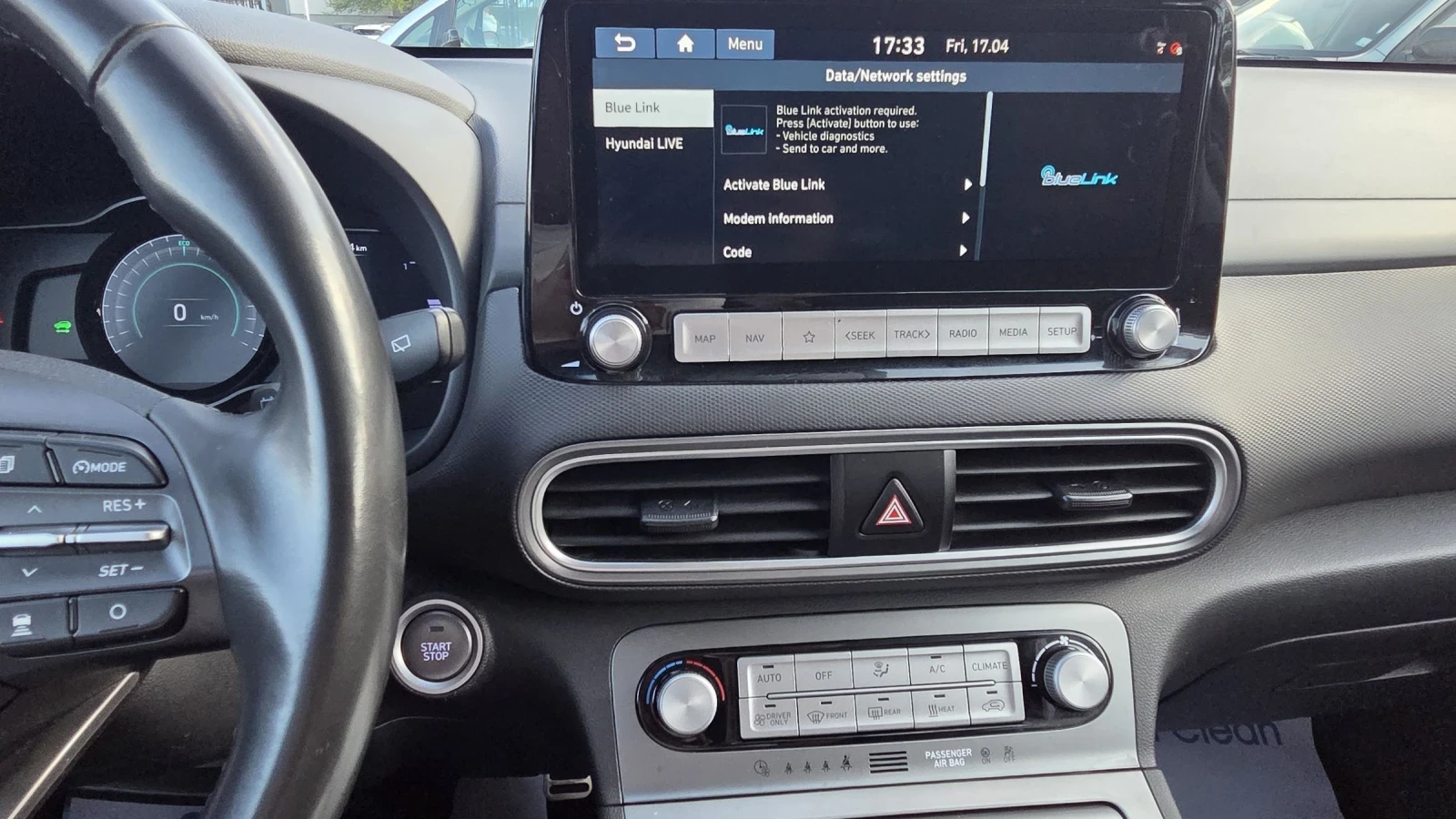 Hyundai Kona 64KWh/SOH100%/Blue Link, снимка 13 - Автомобили и джипове - 54230889