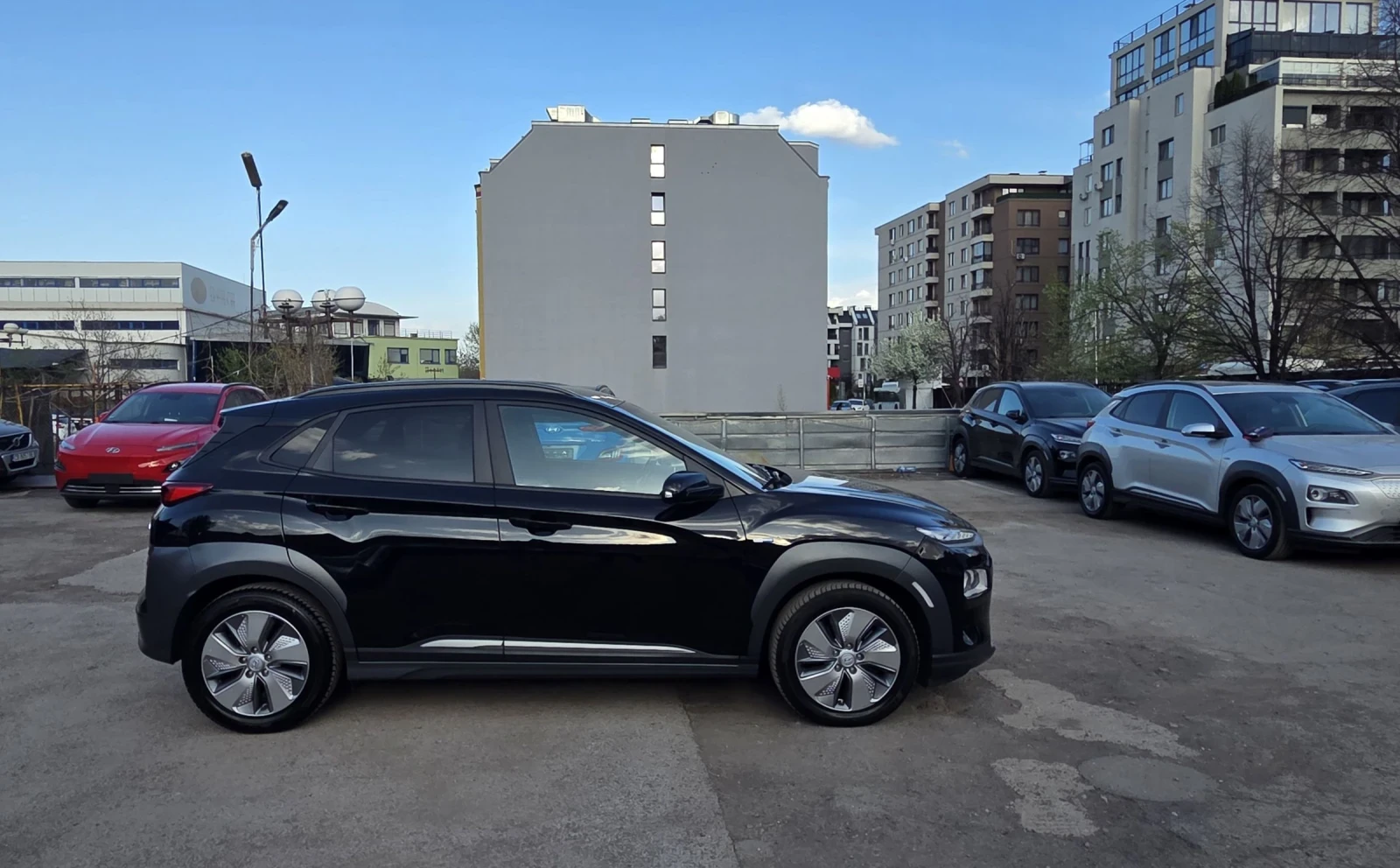 Hyundai Kona 64KWh/SOH100%/Blue Link, снимка 2 - Автомобили и джипове - 54230889