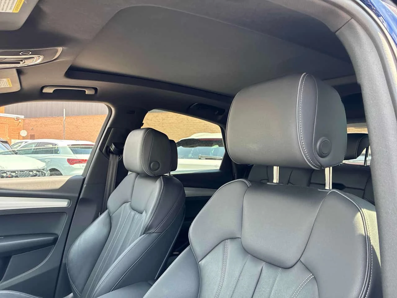 Audi Q5  | PROGRESSIV | DISTRONIC | PANO | 2 КЛЮЧА , снимка 10 - Автомобили и джипове - 54902085