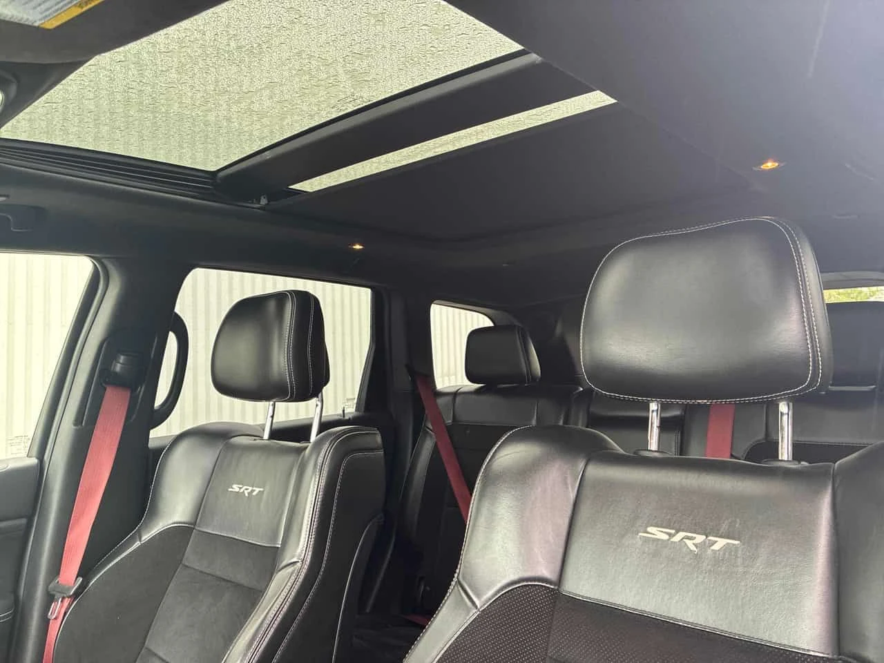 Jeep Grand cherokee SRT  CARFAX, снимка 9 - Автомобили и джипове - 54946506