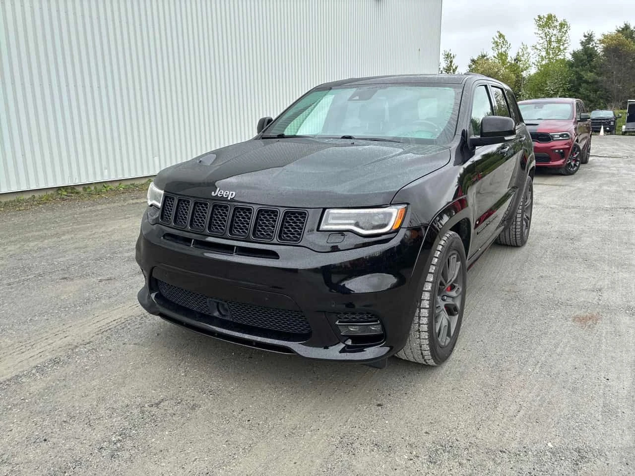 Jeep Grand cherokee SRT  CARFAX, снимка 4 - Автомобили и джипове - 54946506