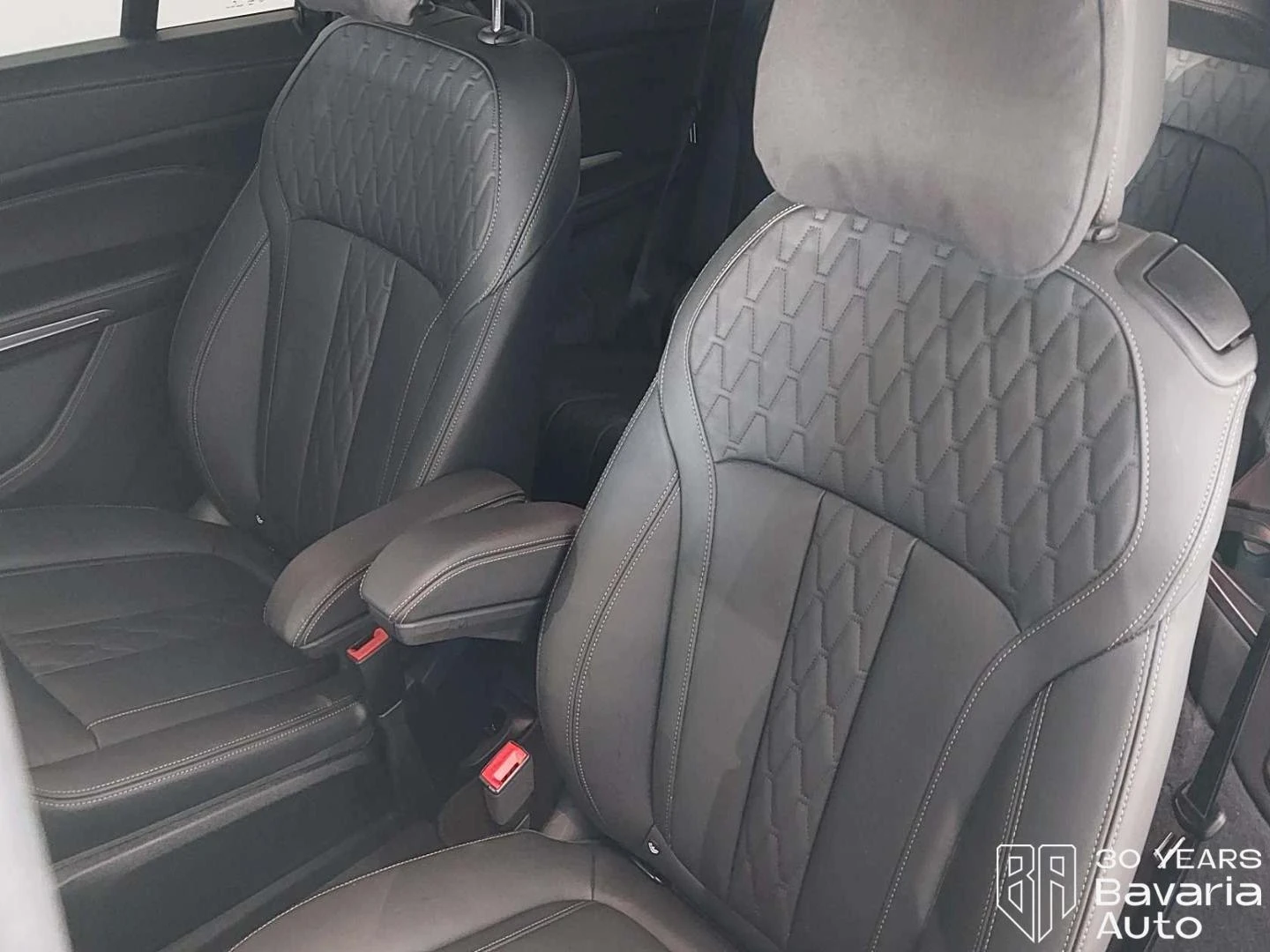 BMW X7 40d xDrive M Spot Paket Sportautomatic, снимка 8 - Автомобили и джипове - 54970131