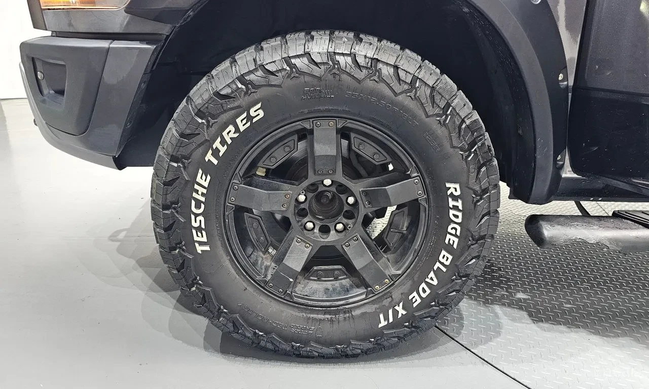 Dodge RAM 1500 5.7* Crew Cab* ПОДГРЕВ* ОБДУХ* ЛИЗИНГ, снимка 5 - Автомобили и джипове - 55706404