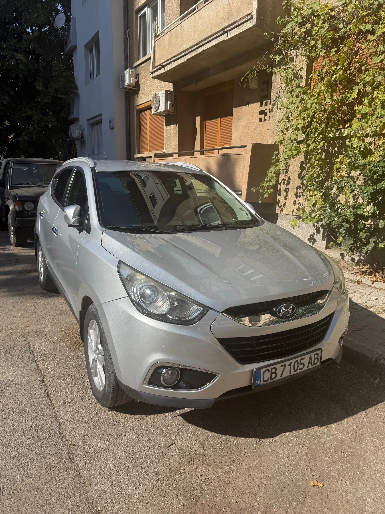Hyundai IX35, снимка 3 - Автомобили и джипове - 56009778