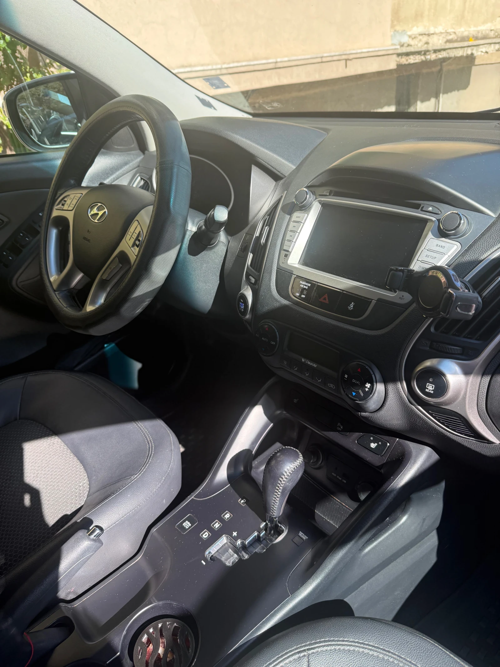 Hyundai IX35, снимка 9 - Автомобили и джипове - 56009778