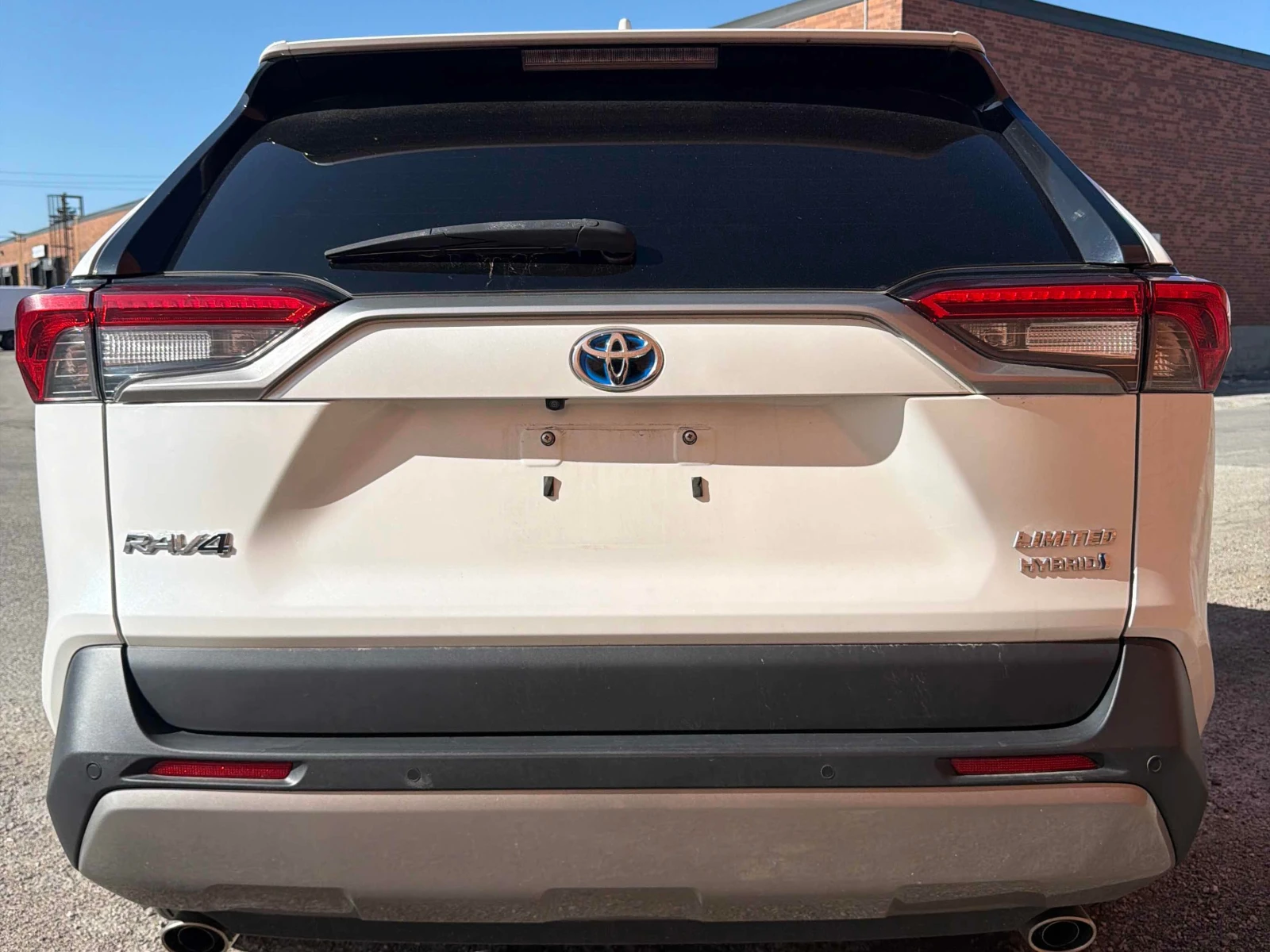 Toyota Rav4 Hybrid Limited AWD | CARFAX | АВТОФИНАНСИРАНЕ, снимка 5 - Автомобили и джипове - 56045977