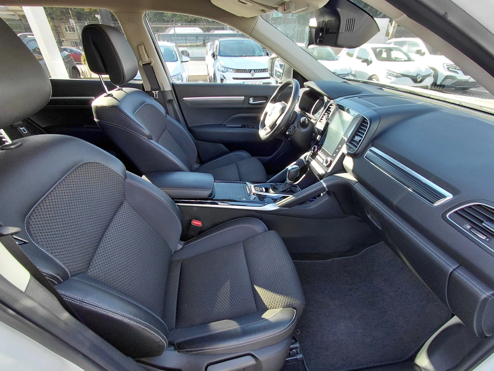 Renault Koleos 1.3TCe/157к.с/Intens, снимка 13 - Автомобили и джипове - 56311241