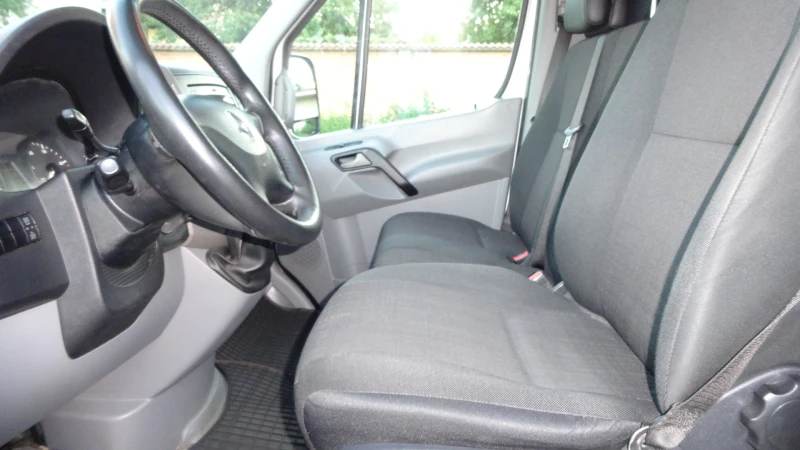 Mercedes-Benz Sprinter 319 4x4, снимка 12 - Бусове и автобуси - 52681249