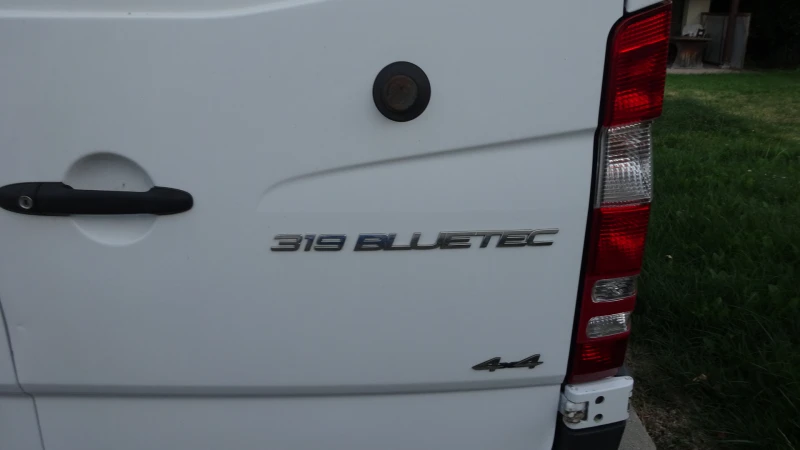 Mercedes-Benz Sprinter 319 4x4, снимка 17 - Бусове и автобуси - 52681249