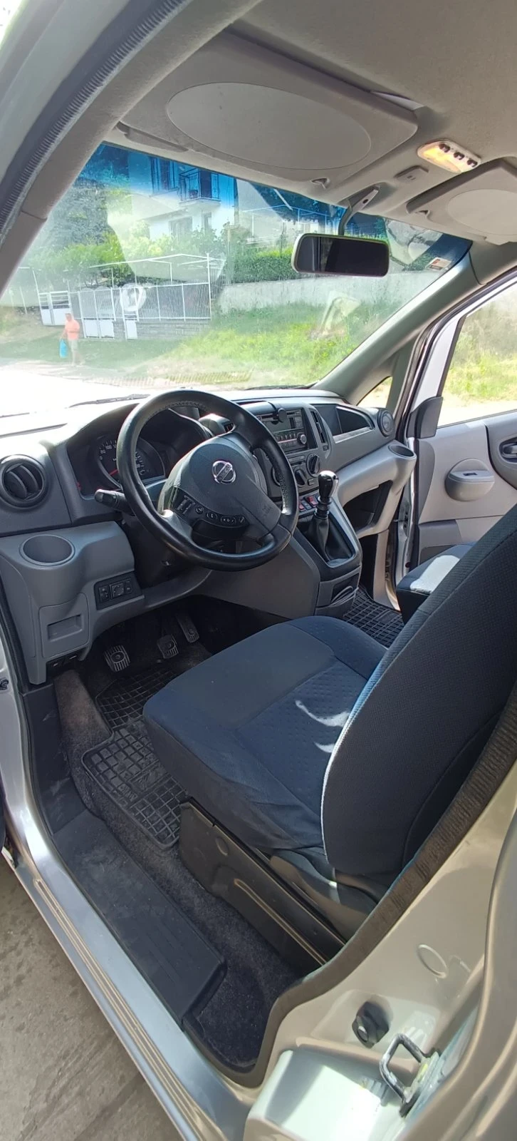 Nissan NV200, снимка 2 - Бусове и автобуси - 55160345