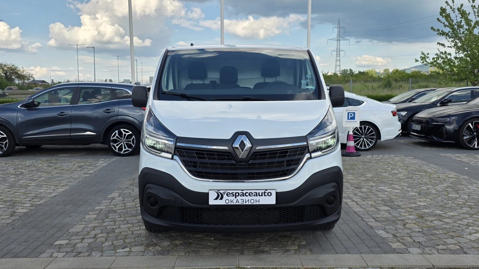 Renault Trafic 2.0dCi/120к.с./L2H1, снимка 2 - Бусове и автобуси - 54621038