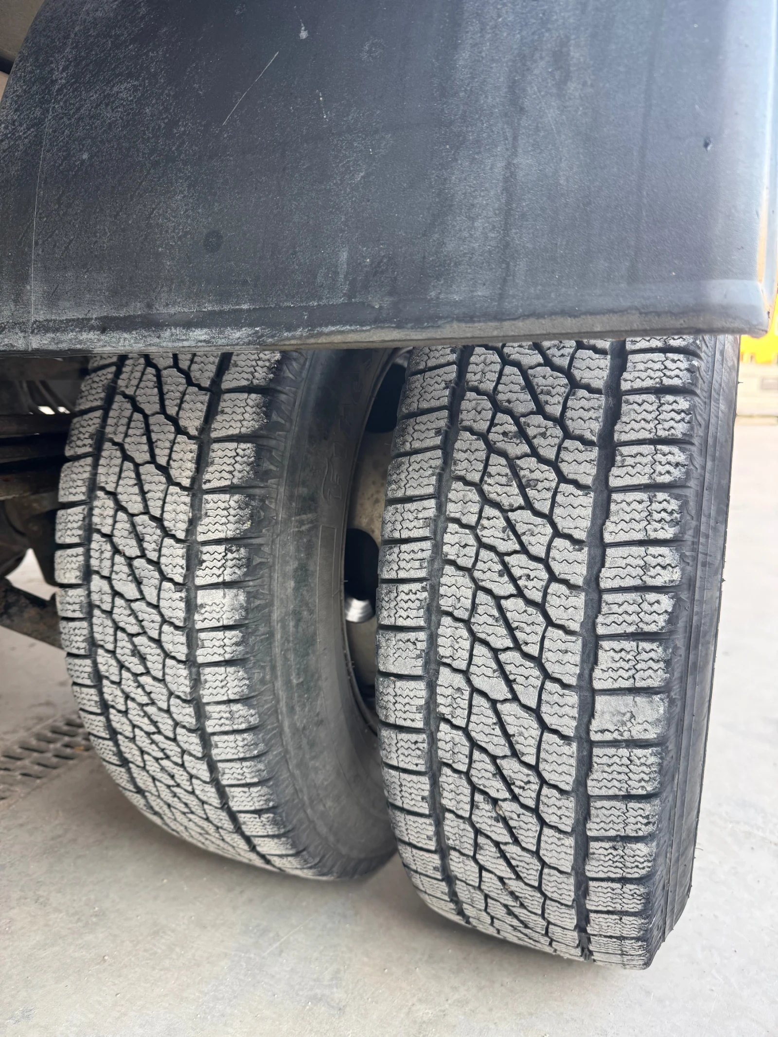 Mercedes-Benz Sprinter 616 Самосвал климатик, снимка 11 - Бусове и автобуси - 55795418