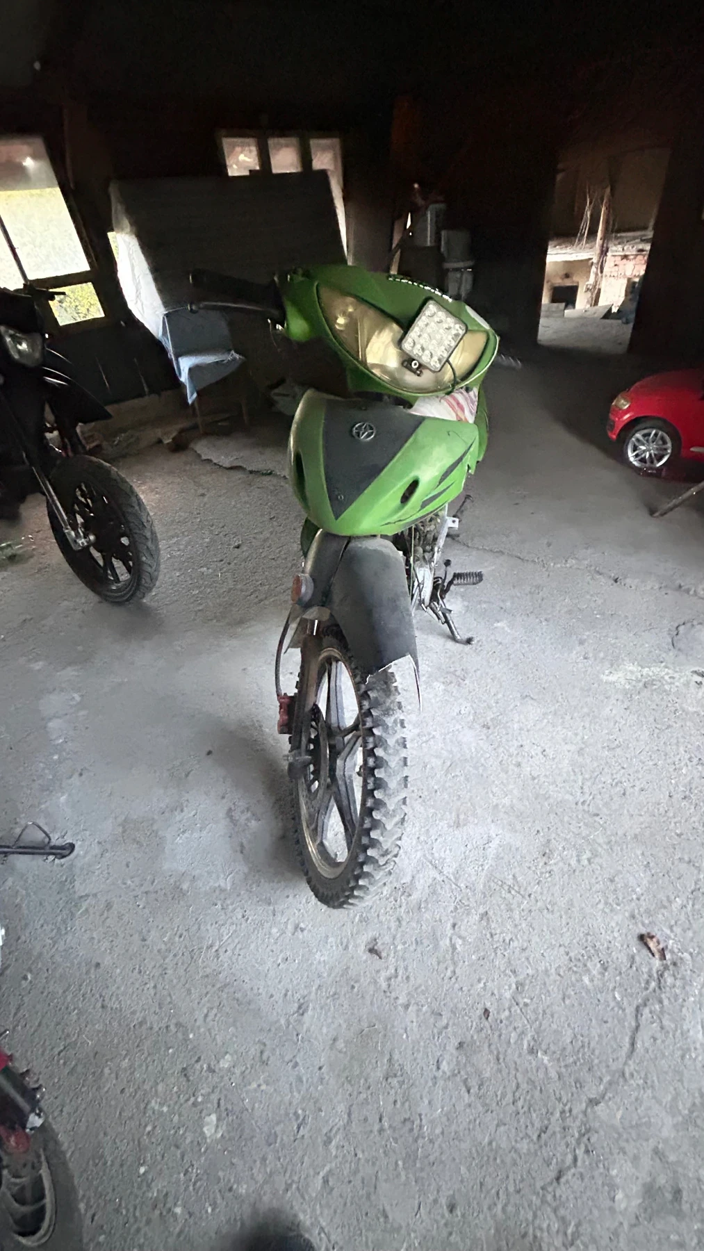 Kawasaki 100