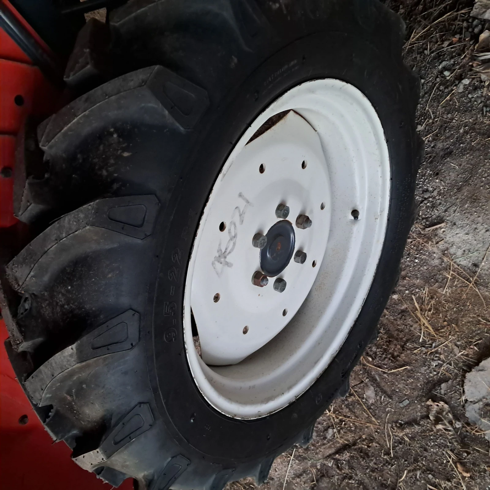 Трактор Kubota GL 220 с фреза и плуг  - изображение 7