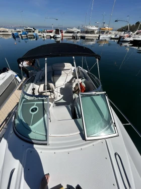 Обява за продажба на Моторна яхта Crownline ~ 159 000 лв. - изображение 2 | Auto.bg Обява за продажба на Моторна яхта Crownline ~ 159 000 лв. - изображение 2