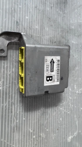     Airbag  /  /  a Mazda 5 - W2T80274