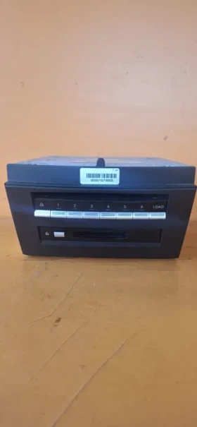 ����� �� �������� �� Mercedes S-Class W221 CL W216 C216 ����������� ����� A2218702686 CD DVD �������� Comand Head Unit