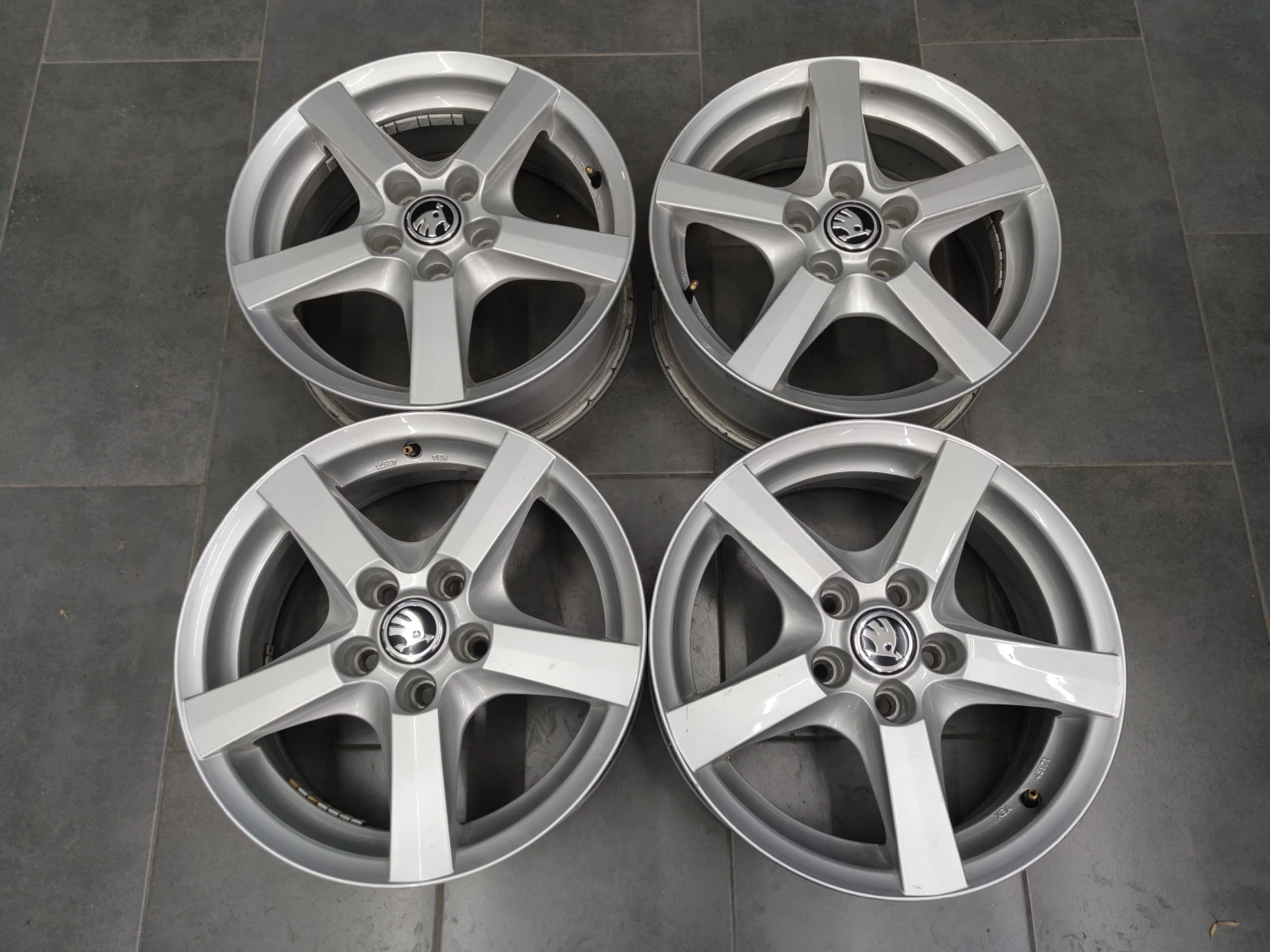   Skoda | Mobile.bg   3